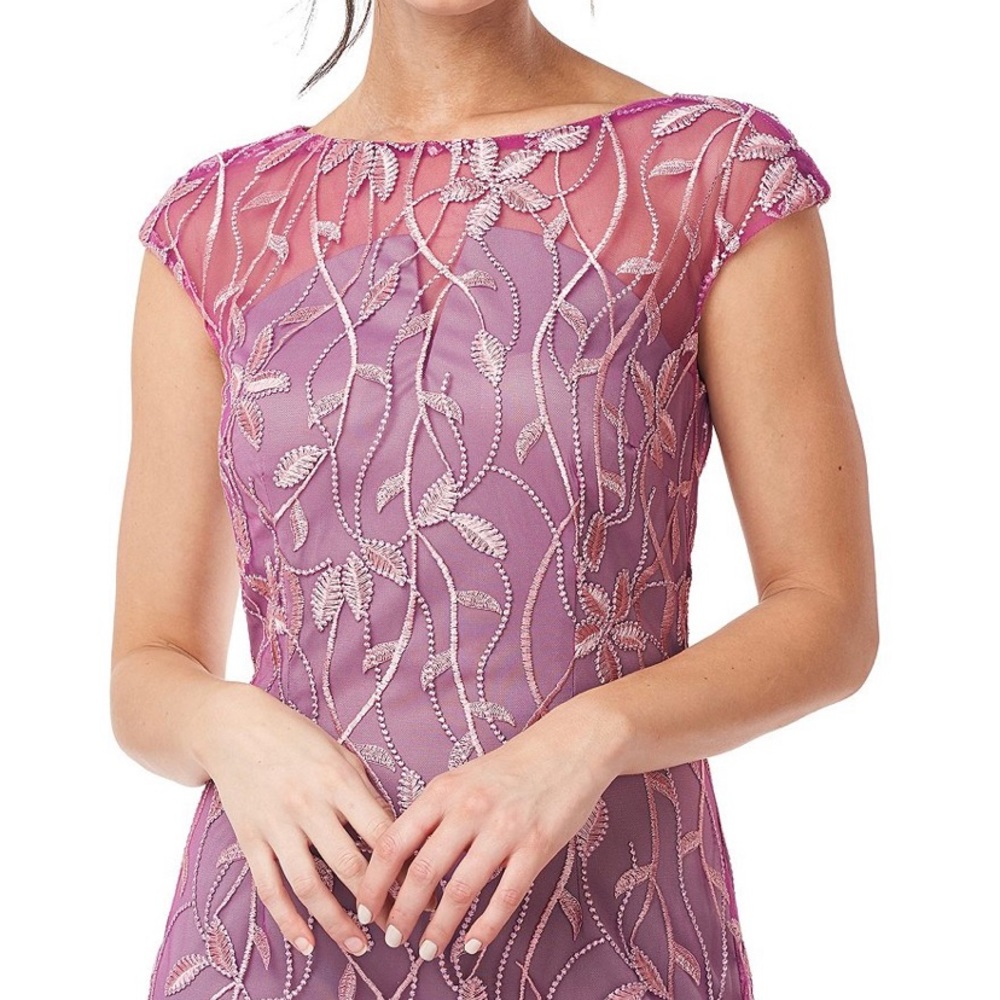 COPY - JS Collections
Embroidered Mesh Boat Neck Cap Sleeve High-Low Gown